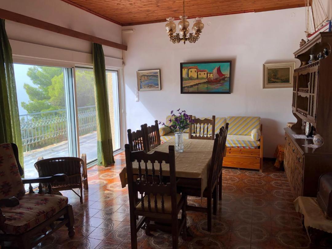 Vana Kavos Apartment Agia Marina  Ngoại thất bức ảnh